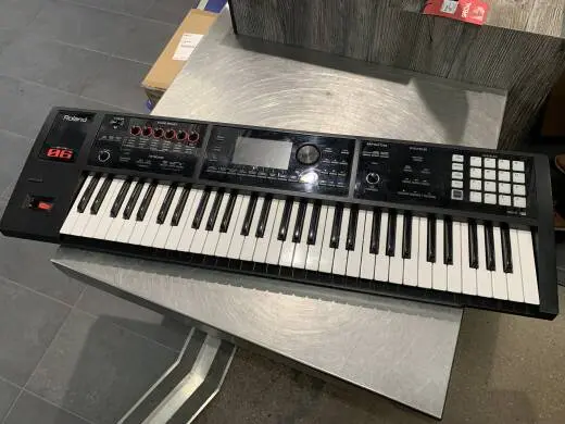 Roland - FA-06