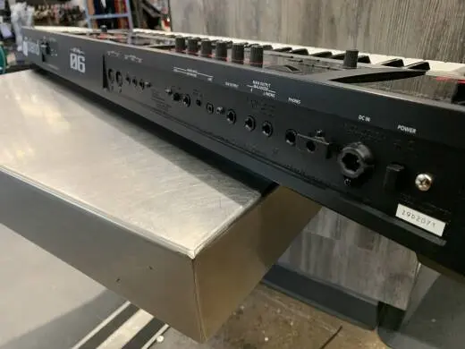 Roland - FA-06 2
