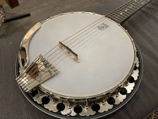 DEERING BOSTON 6-STRING 2