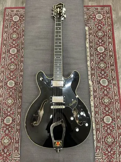 Hagstrom Viking Deluxe (Black Gloss)