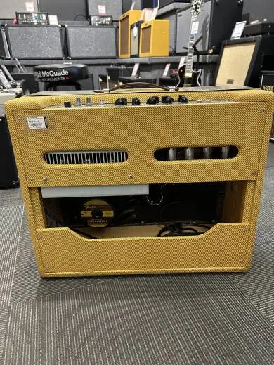 Fender - 814-0500-100 2