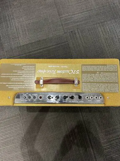 Fender - 814-0500-100 2