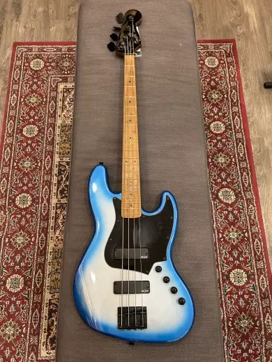 Squier - 037-0451-536