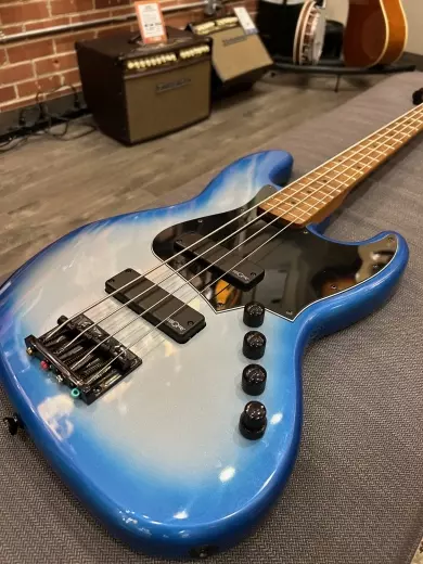 Squier - 037-0451-536 2