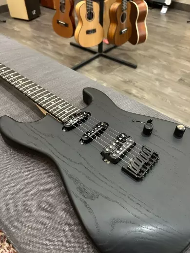 Charvel Guitars - 296-5853-503 2