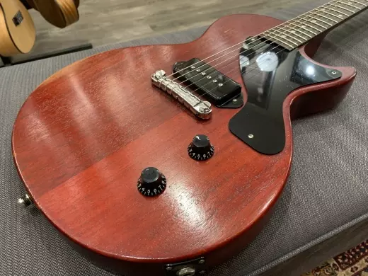 GIBSON LES PAUL JR-SATIN CHERRY 2