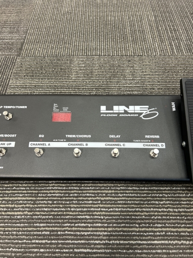 Line 6 FLOOR BOARD - Foot Controller | Long & McQuade