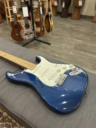 Fender - 014-4502-527 2