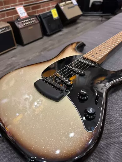 Ernie Ball Music Man - 405-BRU-R1-01 3