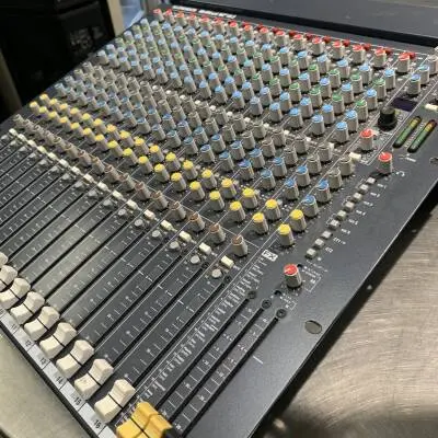 Allen & Heath - W4 1602 2