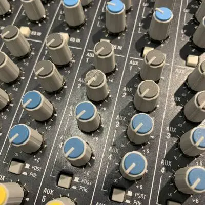 Allen & Heath - W4 1602 2