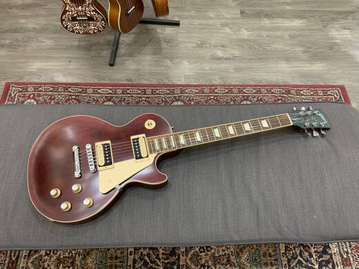 Gibson Les Paul Traditional Pro V Satin Electric Guitar Satin Wine Red