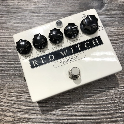 RED WITCH FAMULUS