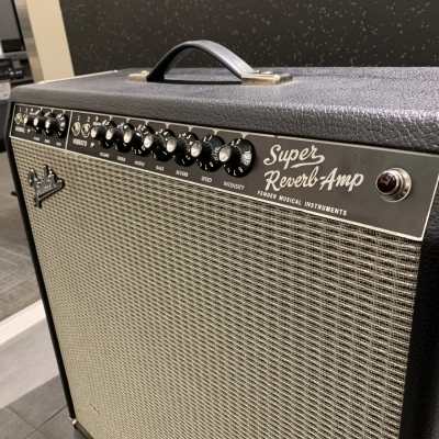 FENDER 65 SUPER REVERB 2