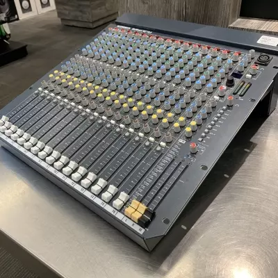 Allen & Heath - W4 1602 2