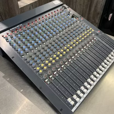 Allen & Heath - W4 1602 3