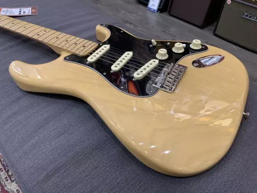FENDER DELUXE STRAT MN VBL 2
