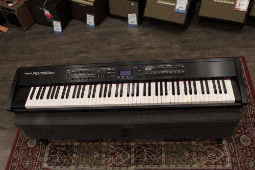 Roland RD-700sx 2