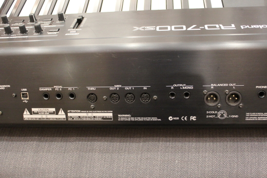 Roland RD-700sx 3