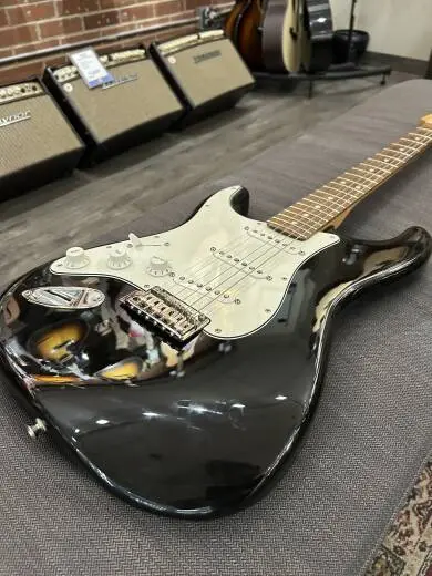 Fender Player Strat LH PF Black 2