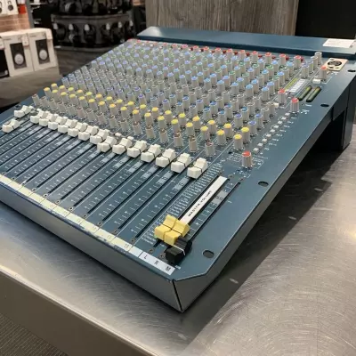 Allen & Heath - W3 1602 2