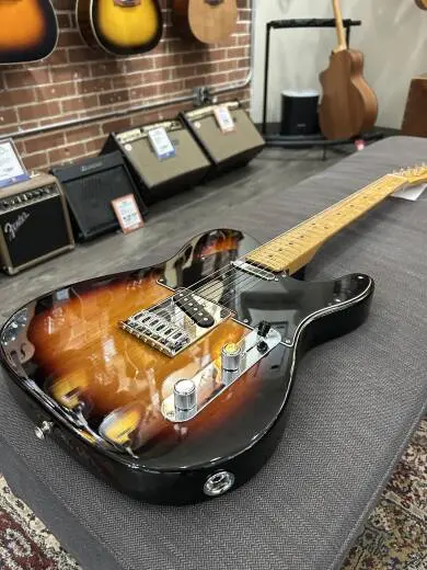 Fender - 014-0552-500 2