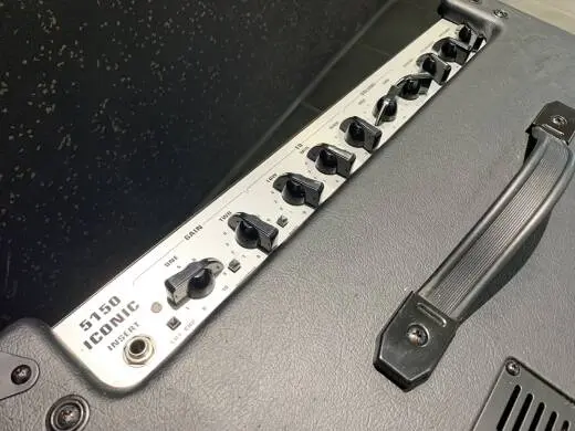 EVH 5150 ICONIC 15W 1X10 BLACK 2