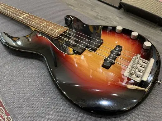 YAMAHA BB PRO BASS VINTAGE SUNBURST 2