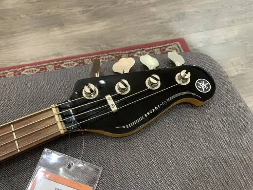YAMAHA BB PRO BASS VINTAGE SUNBURST 2