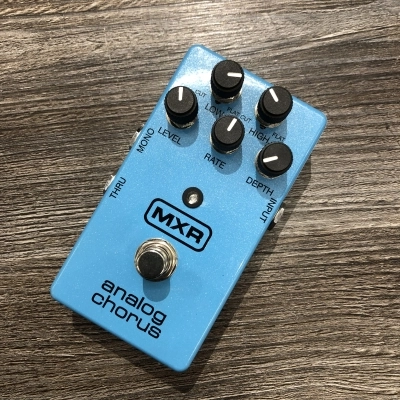 MXR ANALOG CHORUS