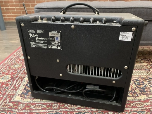 FENDER BLUES JR III BLACK 2