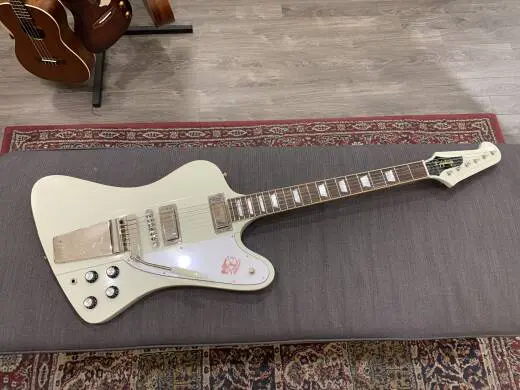 EPI 1963 FIREBIRD V MAESRTO WHITE W/C