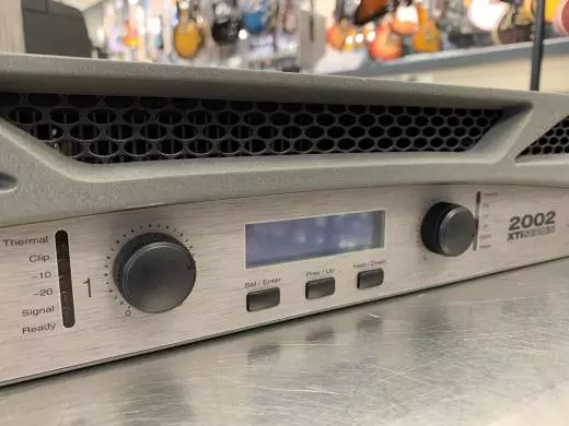 CROWN 2CH 1600W POWER AMP 2