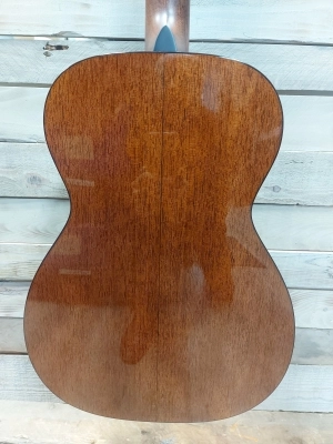 Martin Guitars - 0-18 5