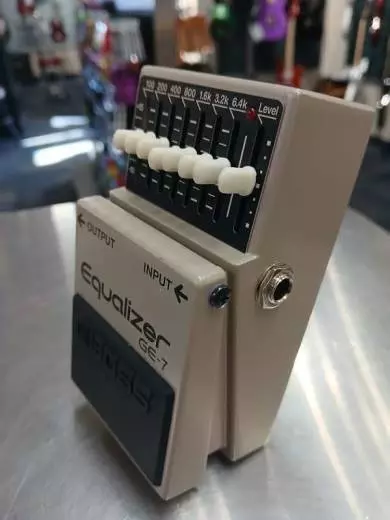 BOSS - GE-7 2