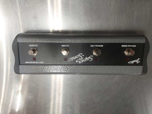 FENDER SUPER SONIC  FOOTSWITCH 4-B VC/CH/FX/REV (NO CABLE 2