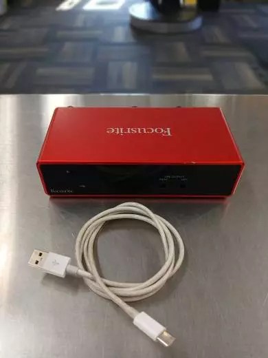 Focusrite - SCARLETT2I2MK3 2