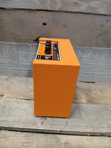 Orange Amplifiers - CRUSH MINI 4