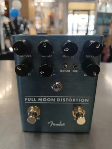 Fender -  FULL MOON DISTORTION023-4537-000
