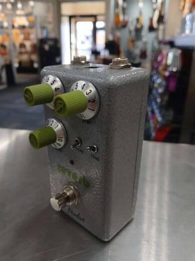 Fender Hammertone Reverb | Long & McQuade Fender Hammertone Reverb | Long & McQuade