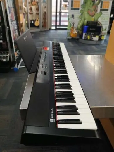 Williams Pianos - LEGATO III 2