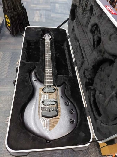 Ernie Ball Music Man - 611-ZB-50-00 7