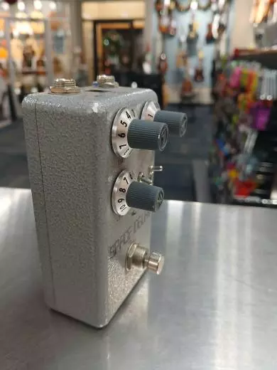 Fender - Space Delay Pedal 023-4577-000 2