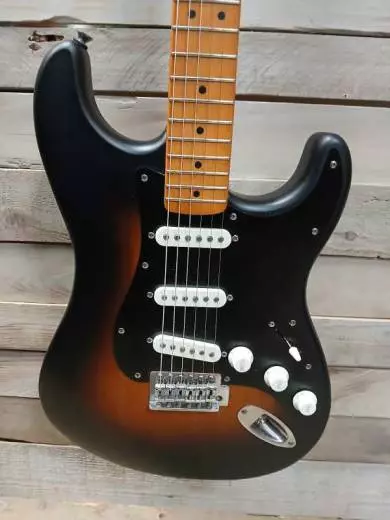 Store Special Product - Squier - 40th ann Strat 2TSB 037-9511-503