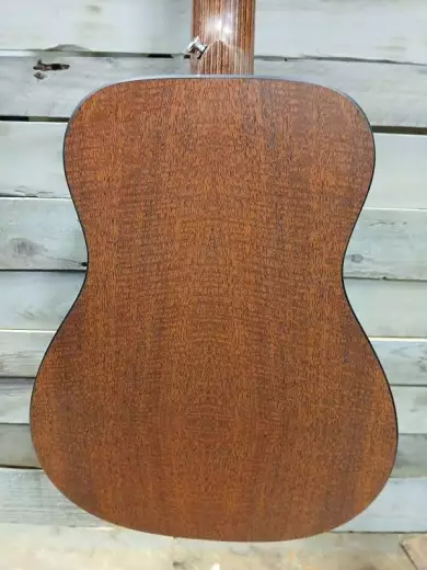 Martin Guitars - LX1 5