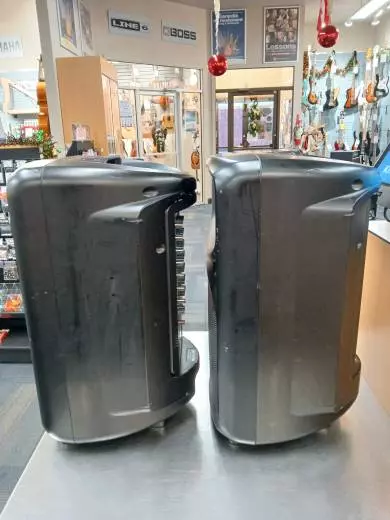 Yamaha - STAGEPAS600I 2