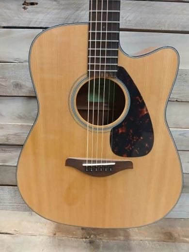 Yamaha - FGX800C 2