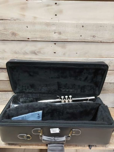 Yamaha Trumpet - YTR6335S 2