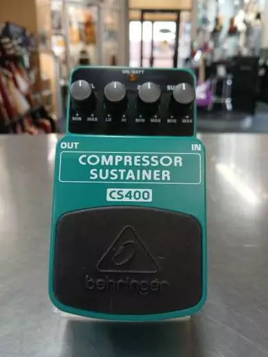 Behringer - CS400
