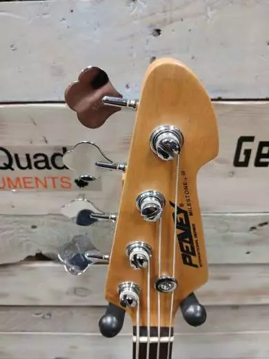 Peavey Milestone Bass 3TSB 2